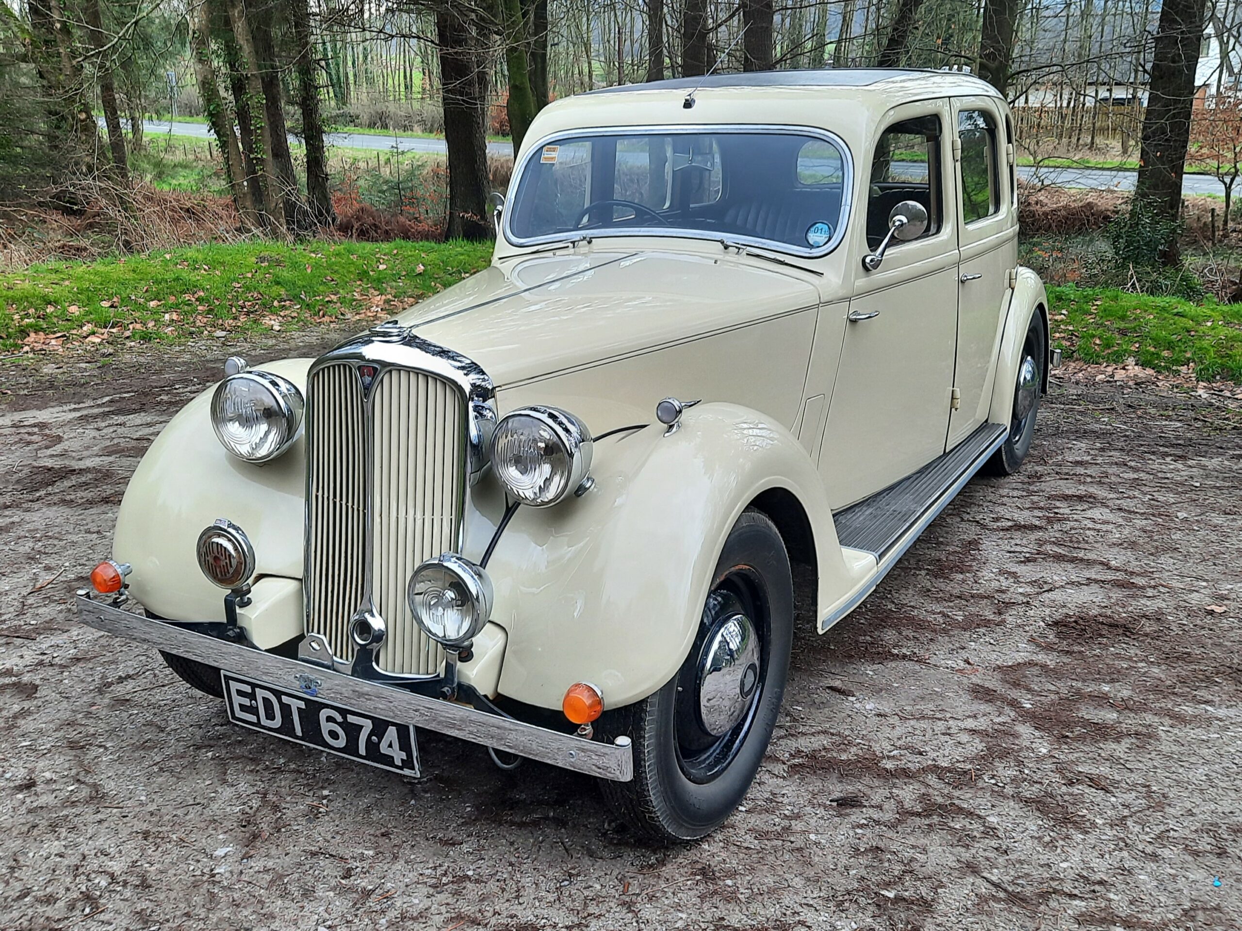 1947 Rover 12 Evoke Classics classic cars auction online